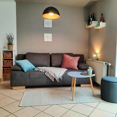 Ferienwohnung-hallebach * 첼 안 데어 모젤