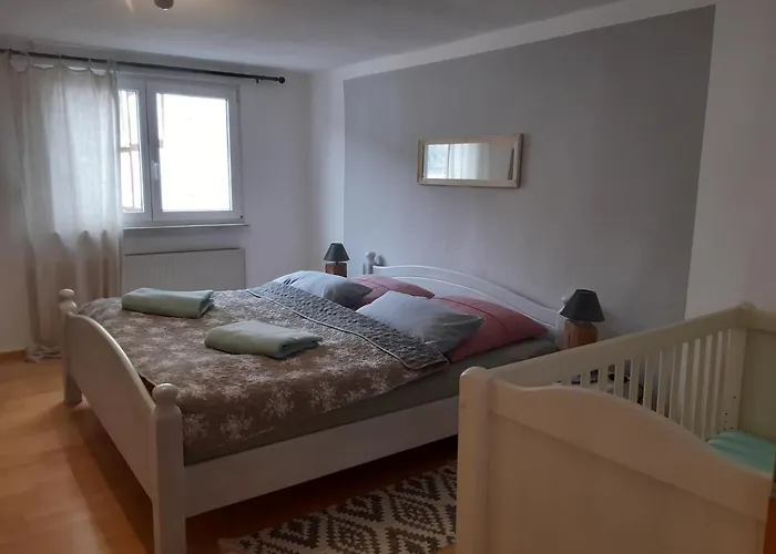 아파트 Ferienwohnung-hallebach 첼 안 데어 모젤