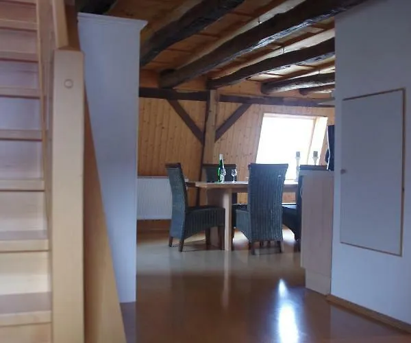 Ferienwohnung-hallebach * Zell an der Mosel